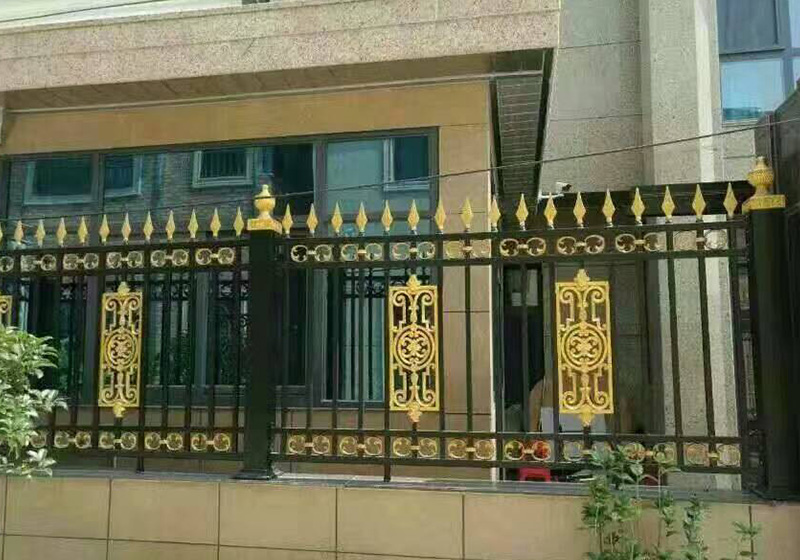 濟(jì)南鋁藝護(hù)欄