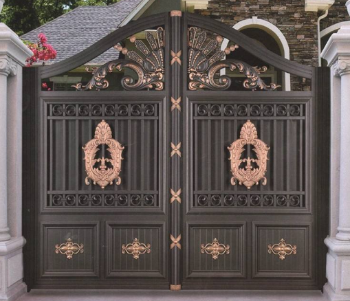 濟南韜智門業(yè)：鋁藝大門和鐵藝大門呢之間如何抉擇